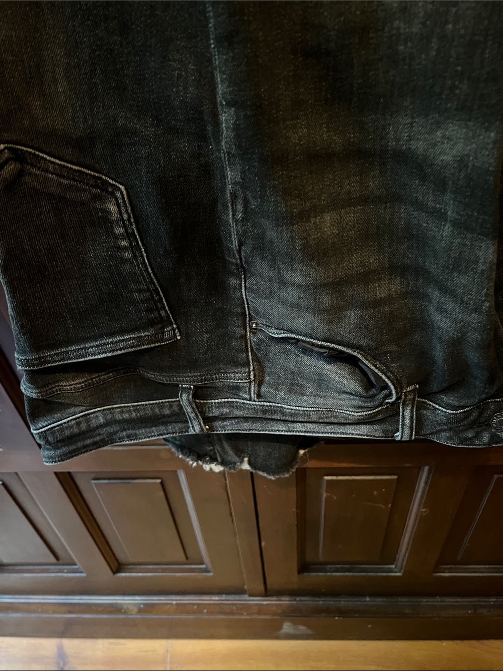 RISEN WASHED RELAXED FIT STRAIGHT FRAYED HEM SIZE 32/15 JEANS - Picture 2 of 6